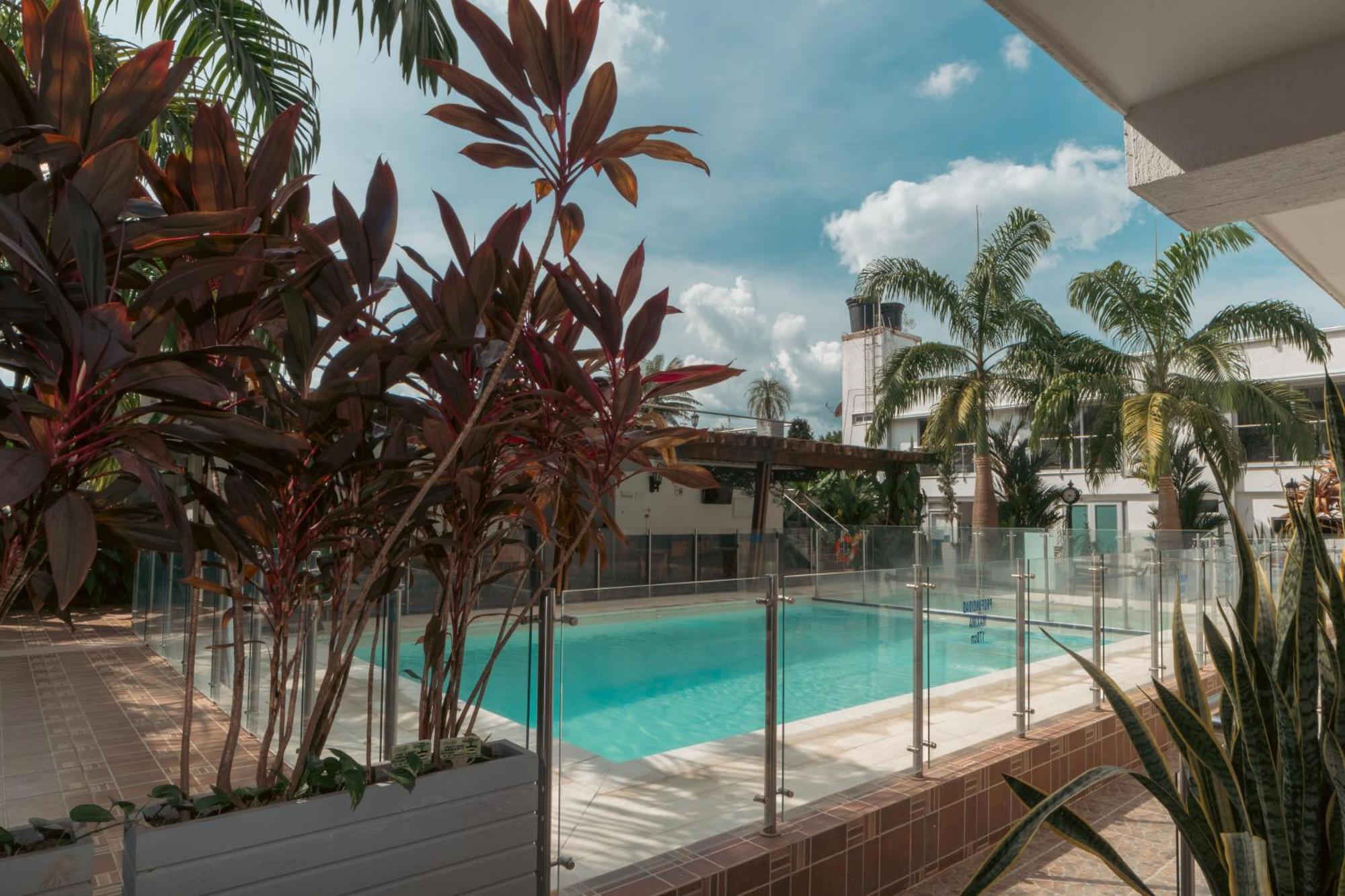 Hotel El Aeropuerto San Jose del Guaviare Bagian luar foto